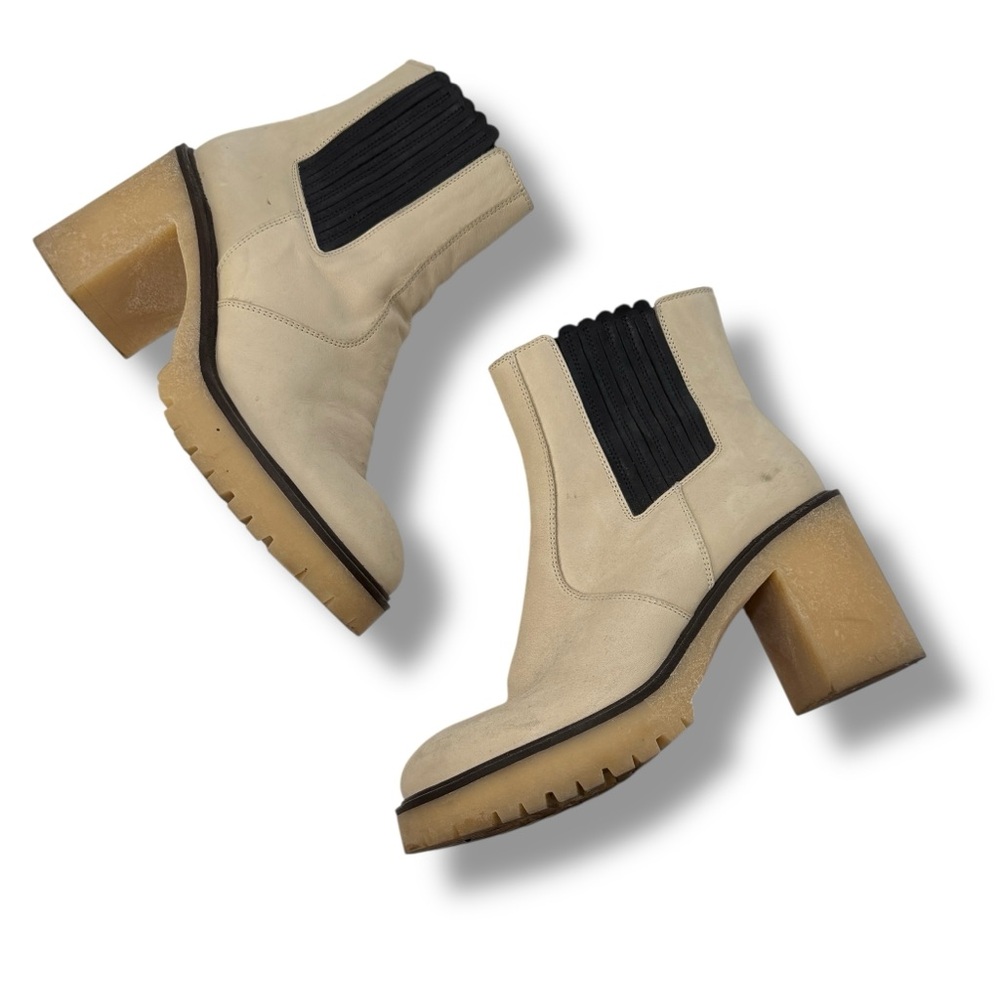 Free People Cream /Black Heeled Chelsea Boots chunky sole side panel minimalist